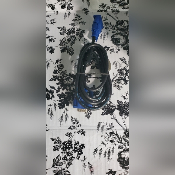 Lenovo USB 2.0 Port Replicator With Digital Video 0A33947 - Picture 6 of 11